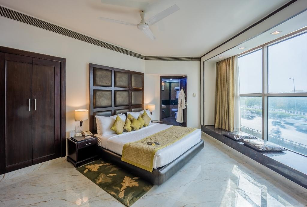 Shanti Palace, Mahipalpur, New Delhi - 3 KM from Delhi International Airport