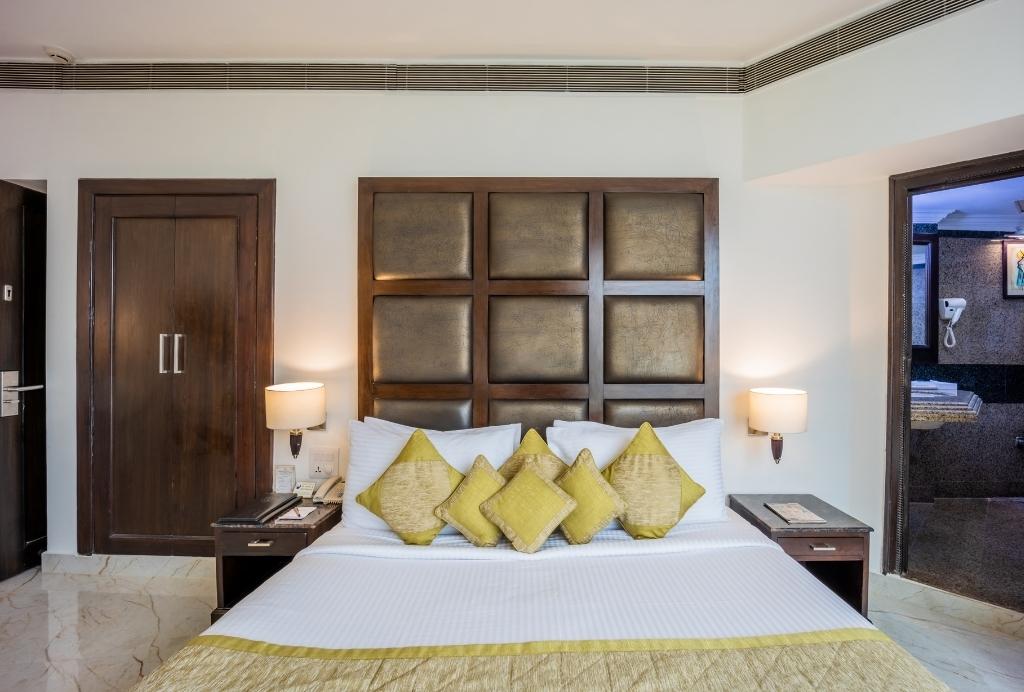 Shanti Palace, Mahipalpur, New Delhi - 3 KM from Delhi International Airport