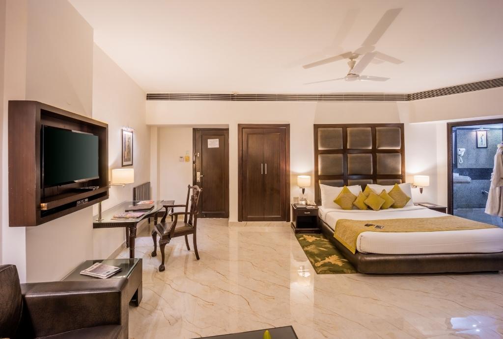 Shanti Palace, Mahipalpur, New Delhi - 3 KM from Delhi International Airport