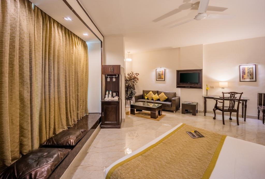 Shanti Palace, Mahipalpur, New Delhi - 3 KM from Delhi International Airport